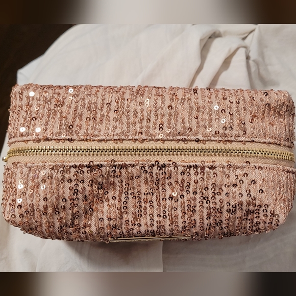 Vince Camuto Makeup Bag - Picture 2 of 6